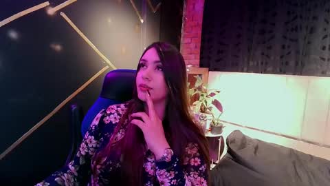 nany online show from May 13, 4:21 am