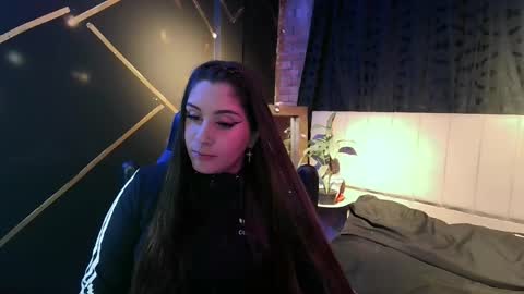 nany online show from May 22, 4:52 am