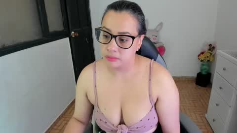 SandyMODELINDEPENDIENT online show from November 5, 12:16 pm