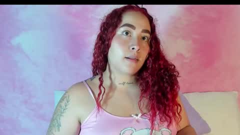 Snapshot of aylamarttinez chatting on January 6, 1:09 am aylamarttinez online show from January 6, 1:09 am