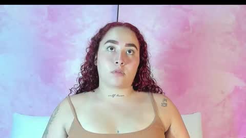 Snapshot of aylamarttinez chatting on January 13, 1:00 am aylamarttinez online show from January 13, 1:00 am