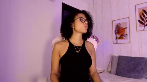 Snapshot of ayleen_dunkann chatting on September 26, 12:09 pm Ayleen online show from September 26, 12:09 pm