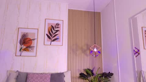 Snapshot of ayleen_dunkann chatting on October 3, 12:24 pm Ayleen online show from October 3, 12:24 pm