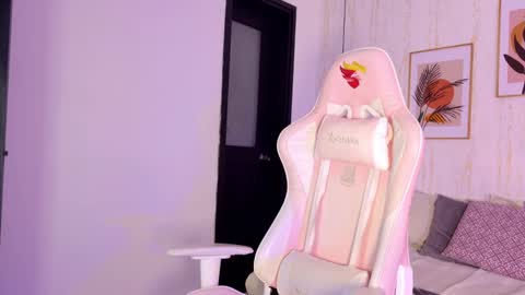 Snapshot of ayleen_dunkann chatting on October 5, 12:58 pm Ayleen online show from October 5, 12:58 pm