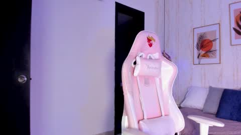 Snapshot of ayleen_dunkann chatting on October 17, 12:30 pm Ayleen online show from October 17, 12:30 pm