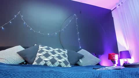 Aylen online show from December 17, 7:48 pm