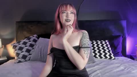 Aylen online show from February 6, 9:17 pm