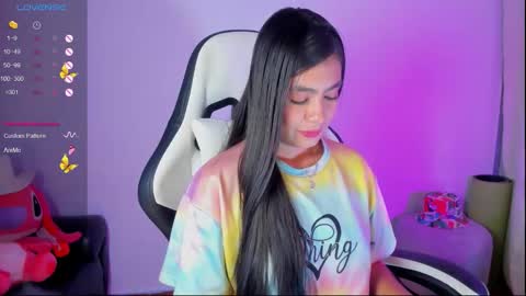 Snapshot of aylenmiller_ chatting on February 27, 1:27 am Aylen online show from February 27, 1:27 am