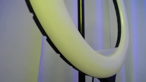 aylin_ross_ online show from March 19, 4:49 am