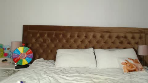 Snapshot of aylinhoney chatting on January 6, 4:04 am Aylin online show from January 6, 4:04 am