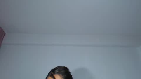 Snapshot of aylinhoney chatting on September 27, 1:43 am Aylin online show from September 27, 1:43 am