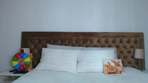 Snapshot of aylinhoney chatting on October 21, 2:01 am Aylin online show from October 21, 2:01 am