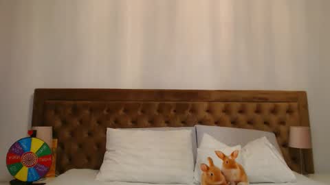 Snapshot of aylinhoney chatting on October 22, 1:50 am Aylin online show from October 22, 1:50 am