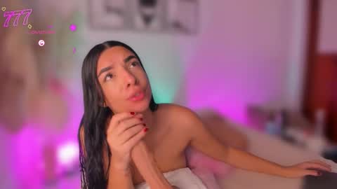 Snapshot of aylinz chatting on March 2, 1:40 pm Alish online show from March 2, 1:40 pm