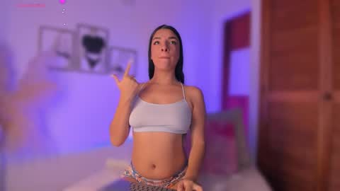 Snapshot of aylinz chatting on March 30, 12:11 am Alish online show from March 30, 12:11 am