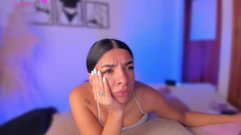 Snapshot of aylinz chatting on March 30, 4:08 pm Alish online show from March 30, 4:08 pm