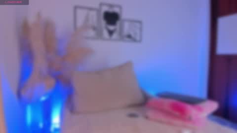 Snapshot of aylinz chatting on April 2, 10:35 am Alish online show from April 2, 10:35 am