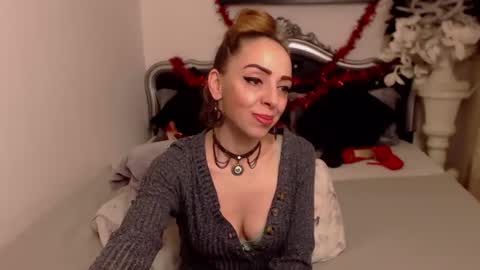 aylynrichard online show from December 30, 9:05 am