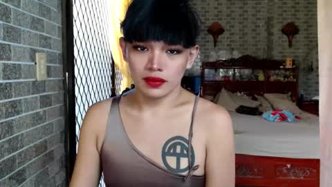 Snapshot of aymkyline chatting on October 4, 2:09 am aymkyline online show from October 4, 2:09 am