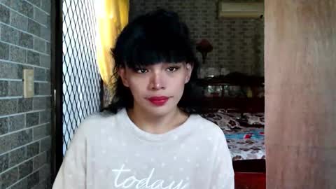 Snapshot of aymkyline chatting on October 14, 2:12 am aymkyline online show from October 14, 2:12 am