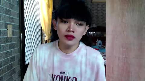 Snapshot of aymkyline chatting on November 1, 1:18 am aymkyline online show from November 1, 1:18 am