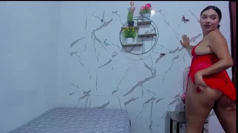 Aymy online show from February 1, 11:47 pm