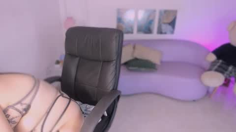 aysa_khalaff online show from March 28, 3:06 am