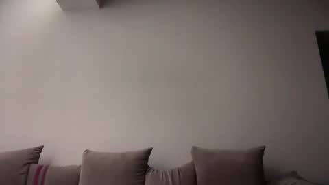 Snapshot of aysha1214 chatting on February 27, 11:49 pm HotwifeAysha online show from February 27, 11:49 pm