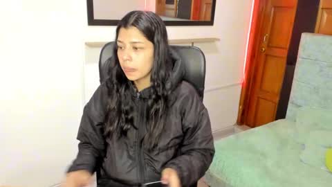 Aysha online show from March 3, 2:50 am