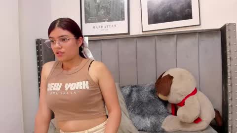 azaira_sky online show from February 2, 7:34 pm