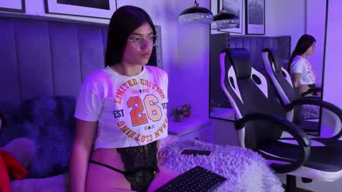 azaira_sky online show from February 3, 7:19 pm