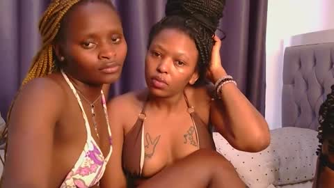 Snapshot of azalea46 chatting on December 16, 4:39 am Azalea online show from December 16, 4:39 am