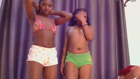 Snapshot of azalea46 chatting on January 8, 4:59 am Azalea online show from January 8, 4:59 am