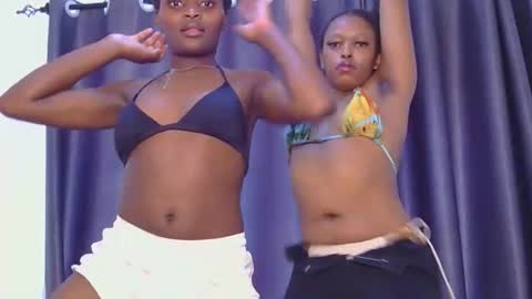 Snapshot of azalea46 chatting on February 2, 5:50 am Azalea online show from February 2, 5:50 am