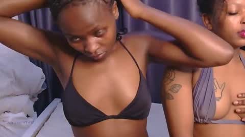 Snapshot of azalea46 chatting on February 9, 3:21 am Azalea online show from February 9, 3:21 am