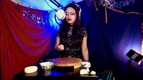 Azazel online show from December 7, 9:39 am