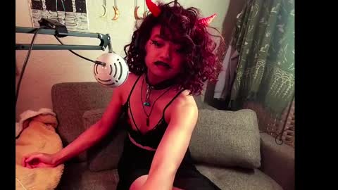 Snapshot of azazelgains chatting on April 6, 5:41 am Azazel online show from April 6, 5:41 am