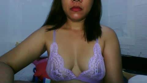 azelliya2018 online show from April 30, 5:58 am