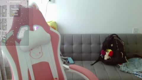 Azu  online show from May 2, 12:32 pm