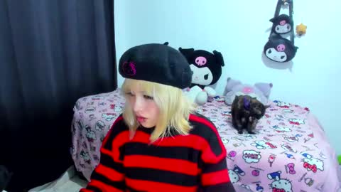 Azu Moure online show from October 25, 2:52 am