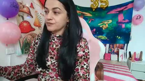 Azucena R online show from May 4, 3:41 pm