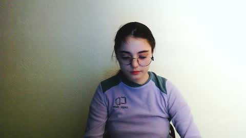 azumi_chan_ online show from December 14, 11:31 pm