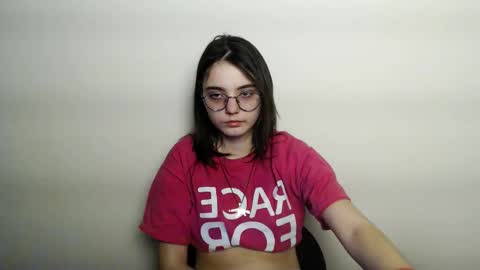 azumi_chan_ online show from March 2, 9:32 pm