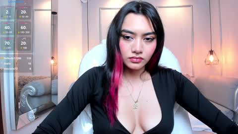 Azura online show from January 28, 10:56 pm