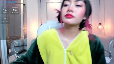 Azura online show from February 10, 7:38 pm