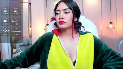 Azura online show from February 10, 10:40 pm