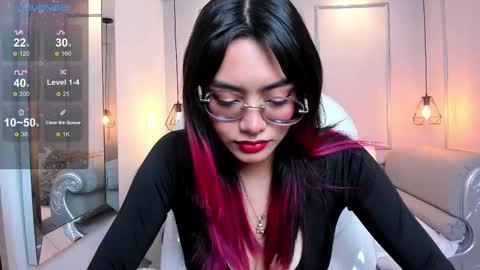 Azura online show from February 12, 7:24 pm