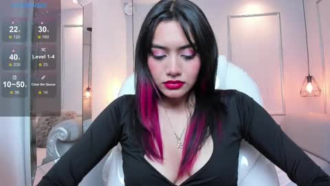 Azura online show from February 24, 7:41 pm