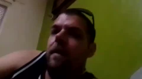 Snapshot of azza42086 chatting on February 5, 9:58 am azza42086 online show from February 5, 9:58 am