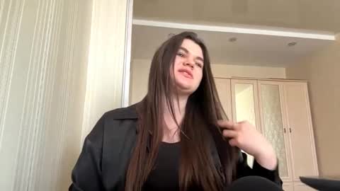 Elara online show from March 28, 12:16 pm